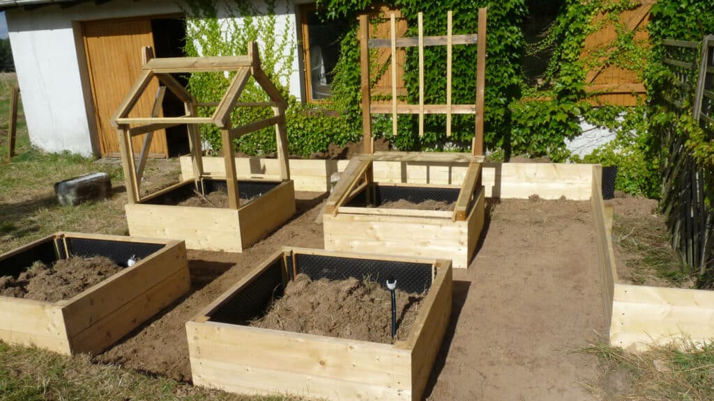 Installation du potager en carrés