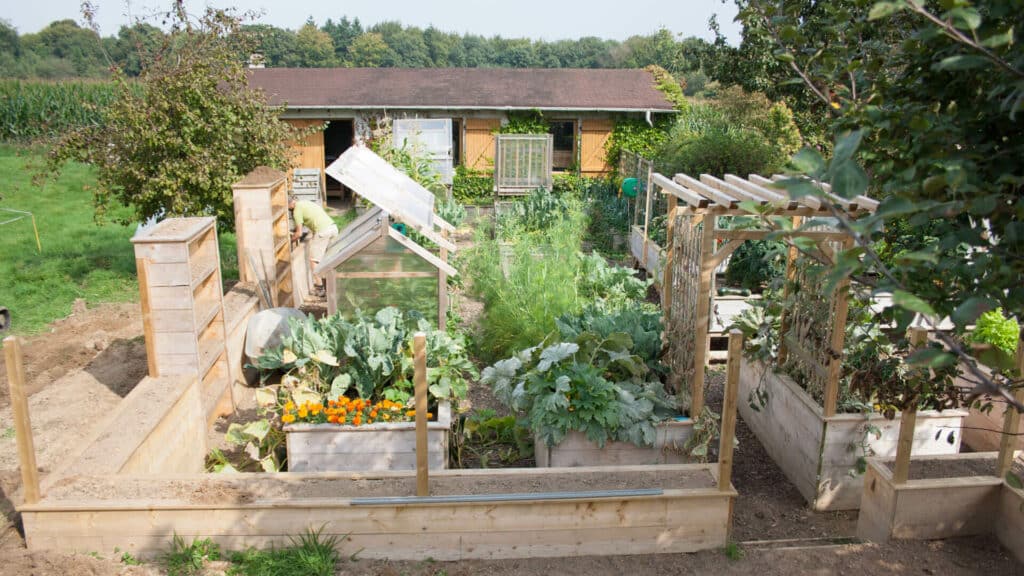 Plusieurs années ont été nécessaire pour créer un potager en carré de cette taille